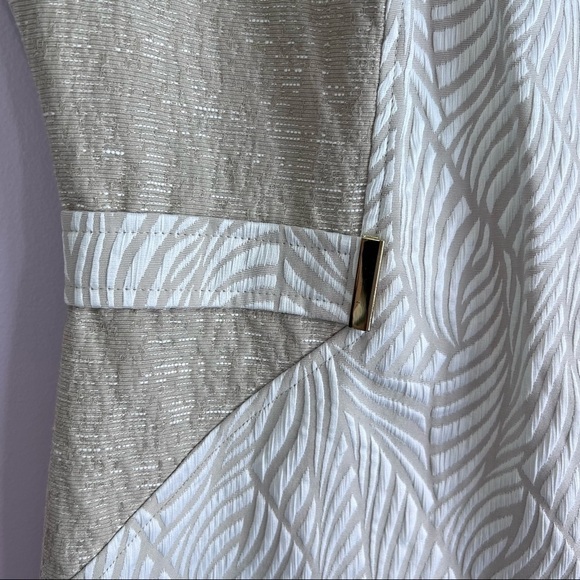 ELLEN TRACY Gold Accent Champagne Ivory Brocade Sheath Dress Size 8 - Picture 5 of 14